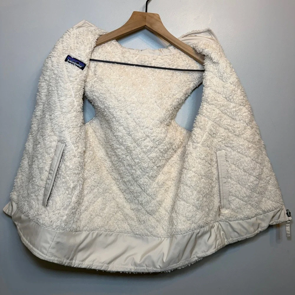 Patagonia Women's Hooded Reversible Puffer Vest Cream Fleece Lined Size X-Small - Picture 4 of 8